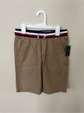 Tommy Hilfiger Boys Khaki Pull-On Chino Shorts Medium 12/14 NWT